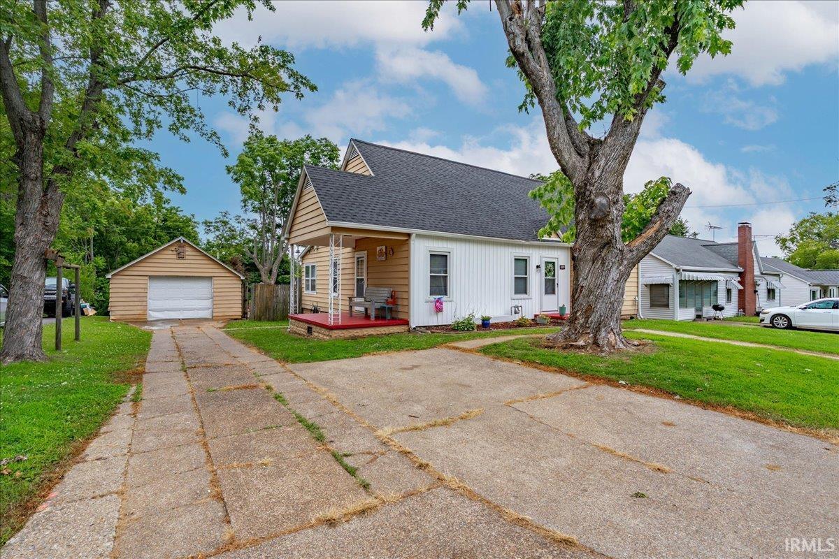 609 Center Street Rockport, IN 47635 - Photo 3 of 44
