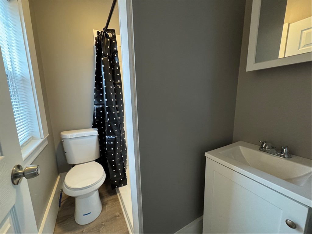 2042 Dewey Avenue, Unit 4 Rochester, NY 14615 - Photo 4 of 5