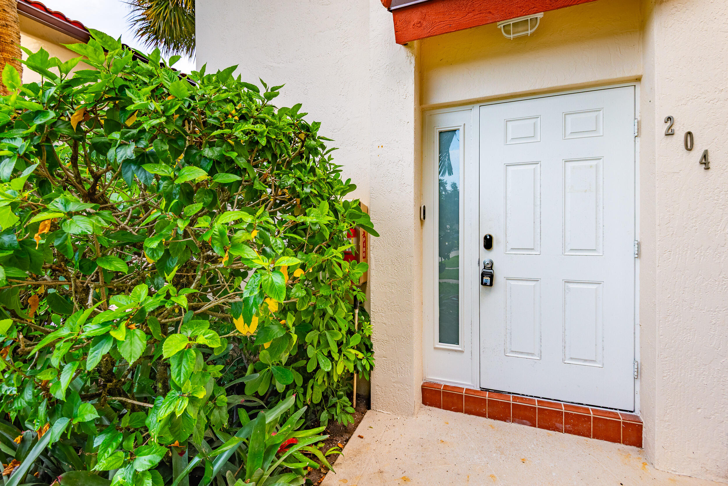 380 Northwest 67th Street, Unit J204 Boca Raton, FL 33487 - Photo 2 of 43 204-1