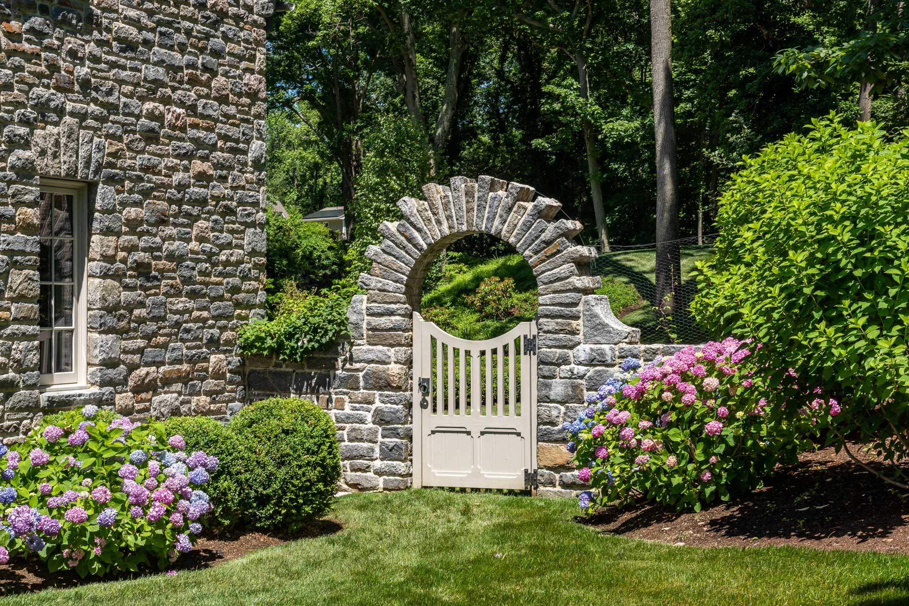 16 Raiders Lane Darien, CT 06820 - Photo 36 of 53 16 Raiders Ln 037 - WEB