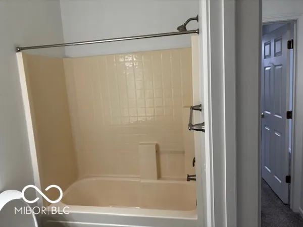 $385,000 | 20785 Waterscape Way, Noblesville, IN 46062