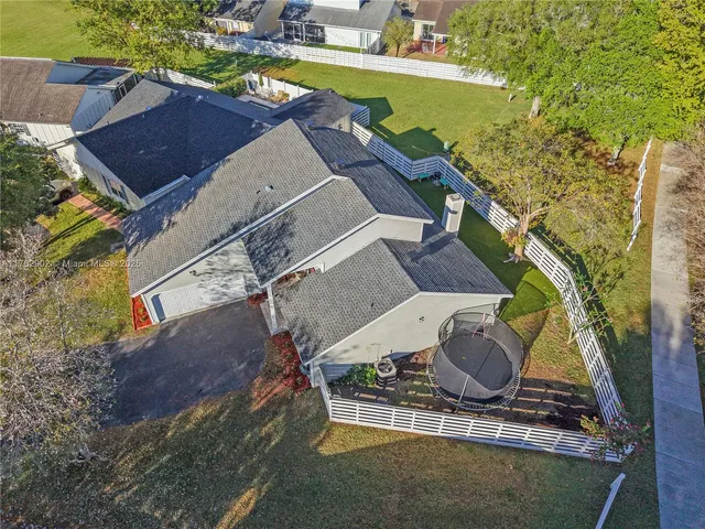 $829,000 | 14914 Southwest 142nd Place, Miami, FL 33186