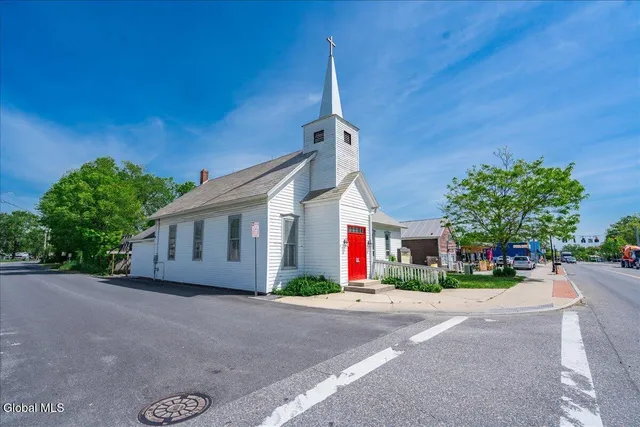 $200,000 | 55 Main Street, Queensbury, NY 12804