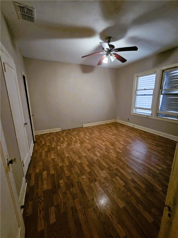 3218 McArdle Road Corpus Christi, TX 78415 - Photo 16 of 32 a view of an empty room