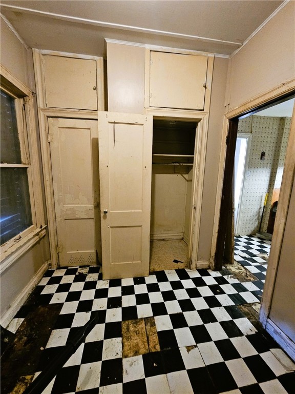 3218 McArdle Road Corpus Christi, TX 78415 - Photo 30 of 32 a black and white checkered floor