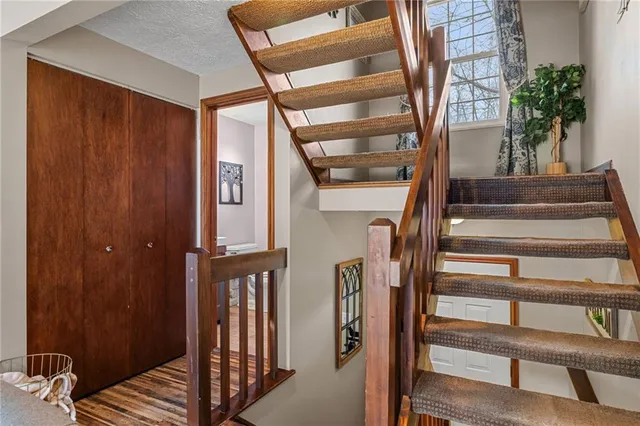 $205,000 | 303 Timberglen Drive, Imperial, PA 15126