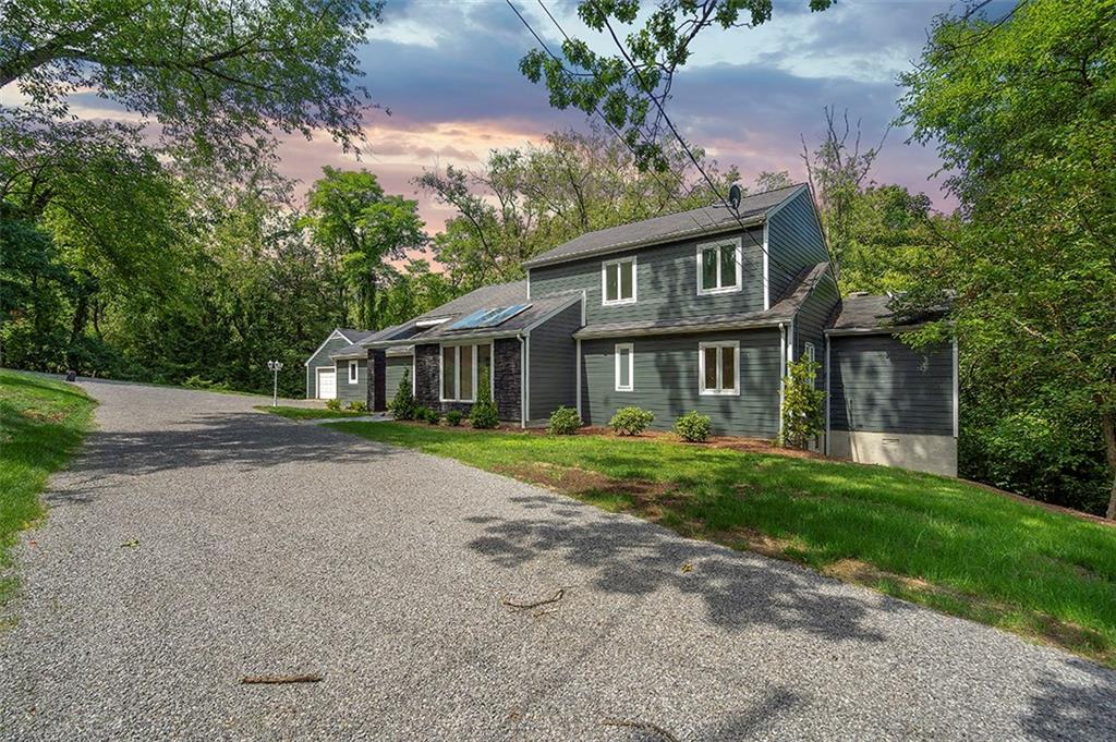 213 Guyasuta Road Pittsburgh, PA 15215 - Photo 1 of 25 Gallery Image 1
