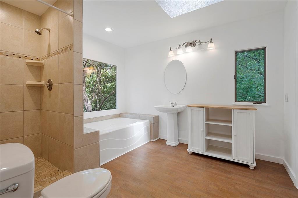 213 Guyasuta Road Pittsburgh, PA 15215 - Photo 14 of 25 Gallery Image 14