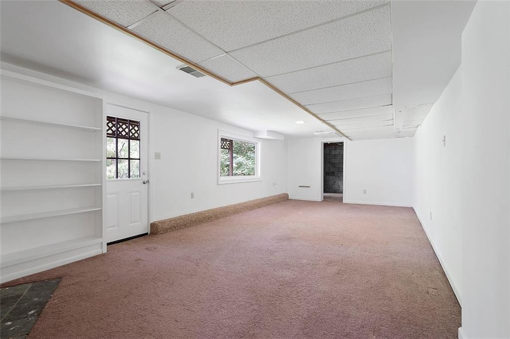 213 Guyasuta Road Pittsburgh, PA 15215 - Photo 21 of 25 Gallery Image 21