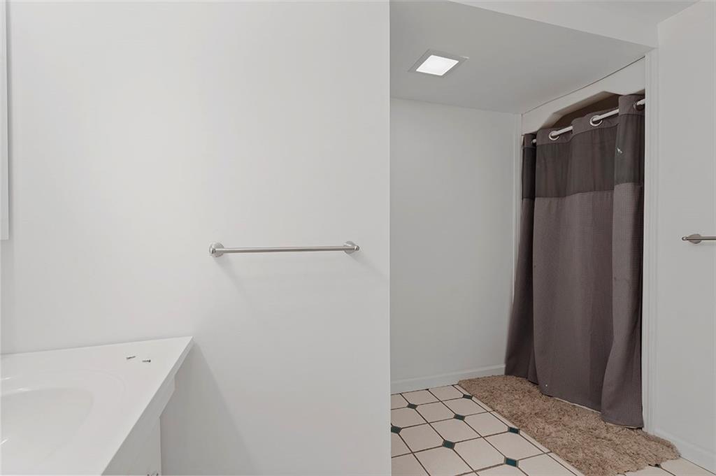 213 Guyasuta Road Pittsburgh, PA 15215 - Photo 23 of 25 Gallery Image 23
