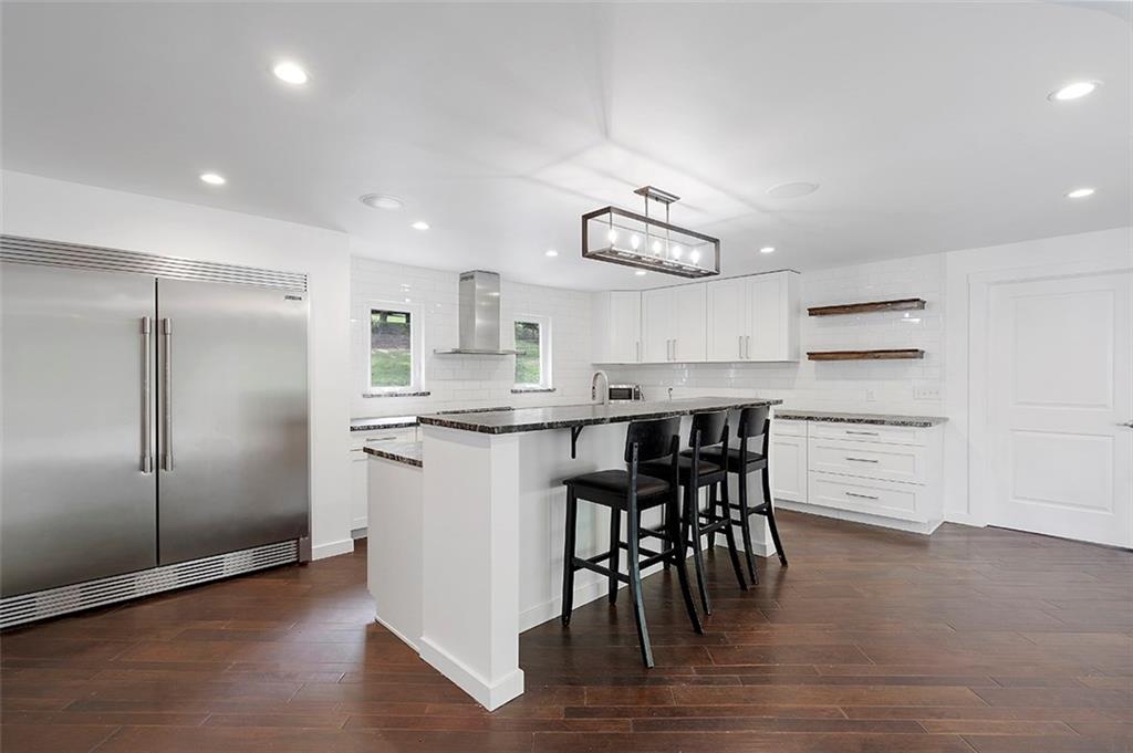213 Guyasuta Road Pittsburgh, PA 15215 - Photo 7 of 25 Gallery Image 7