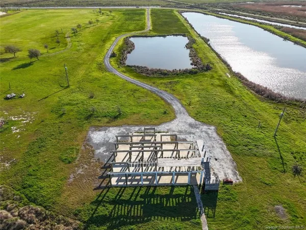 $550,000 | 316 Calcasieu Lake Drive, Lake Charles, LA 70607