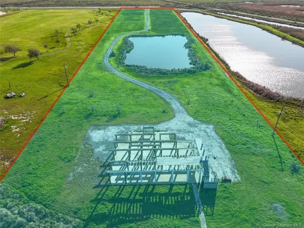 $550,000 | 316 Calcasieu Lake Drive, Lake Charles, LA 70607