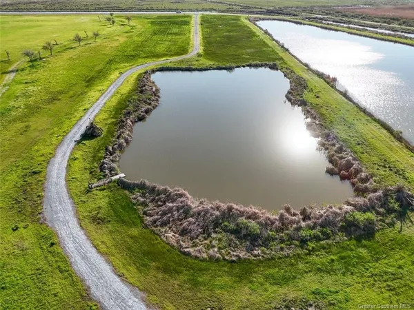 $550,000 | 316 Calcasieu Lake Drive, Lake Charles, LA 70607