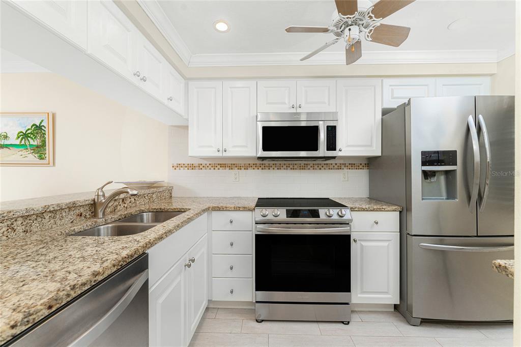 1651 Beach Road, Unit 311 Englewood, FL 34223 - Photo 5 of 49