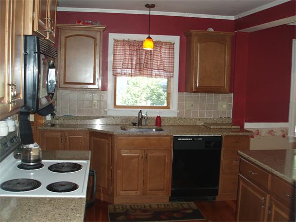 563 Ralph Talbot Street Weymouth, MA 02190 - Photo 4 of 26 Gallery Image 4