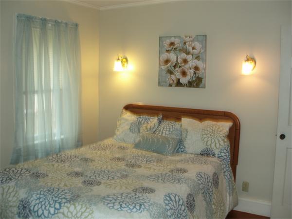 563 Ralph Talbot Street Weymouth, MA 02190 - Photo 9 of 26 Gallery Image 9