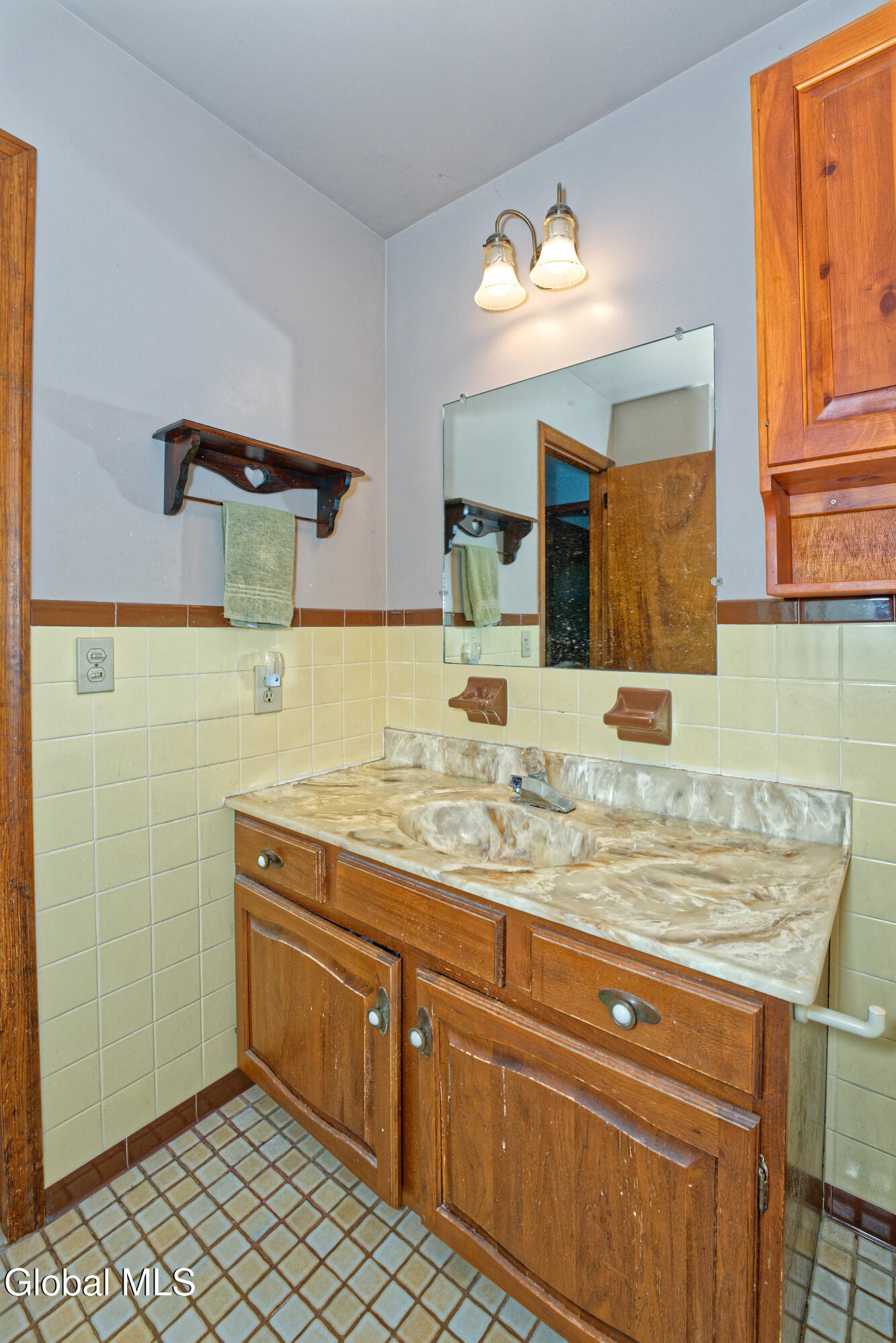 504 Swaggertown Road Glenville, NY 12302 - Photo 27 of 56 6 Bathroom 2