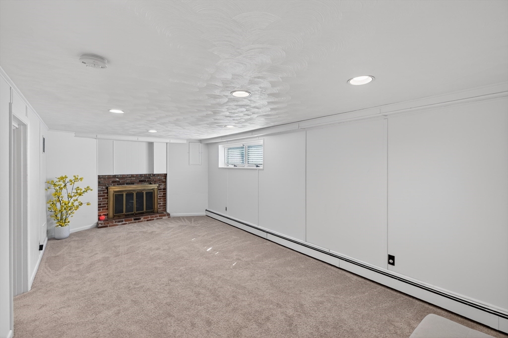 4 Park River Street Needham, MA 02494 - Photo 35 of 41