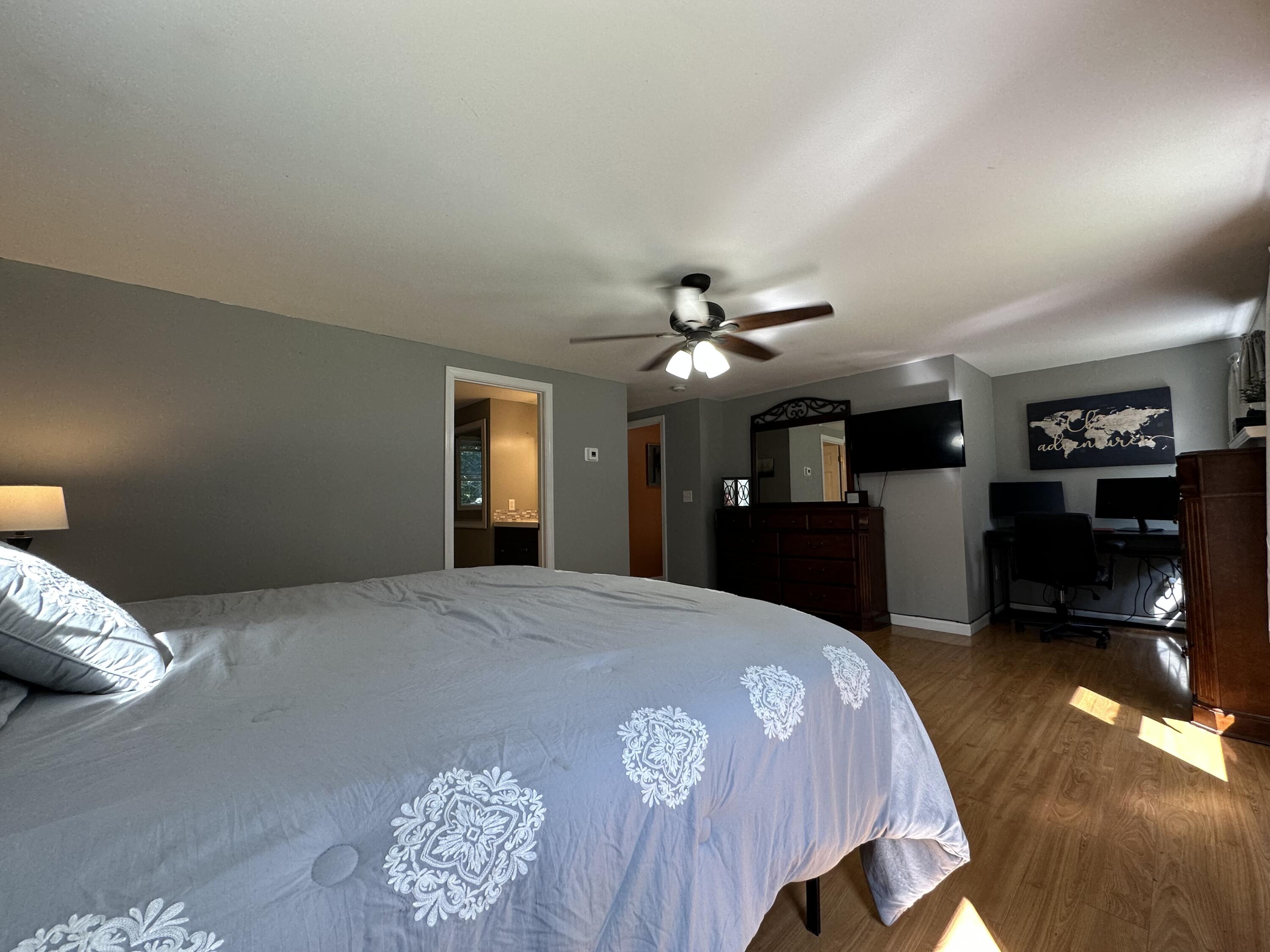 320 Garfield Road Minot, ME 04258 - Photo 17 of 44 Primary bedroom