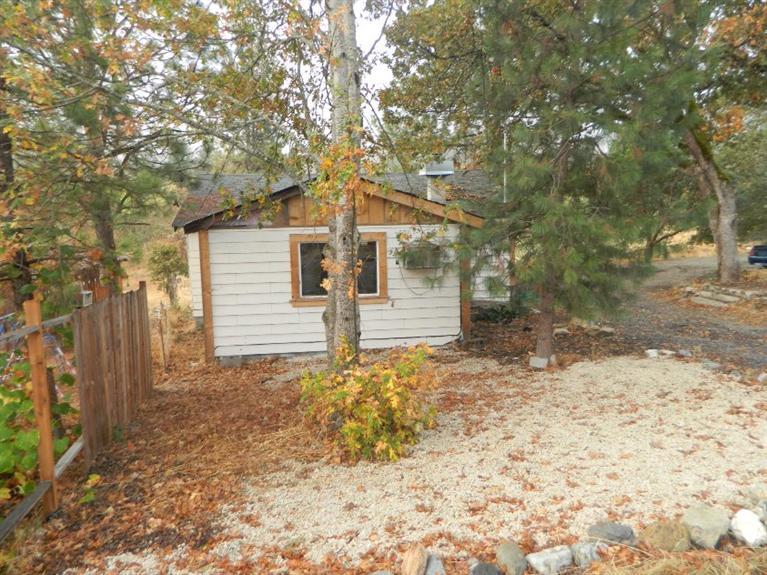 5101 Old Stage Road Central Point, OR 97502 - Photo 4 of 13 Additional Photo
