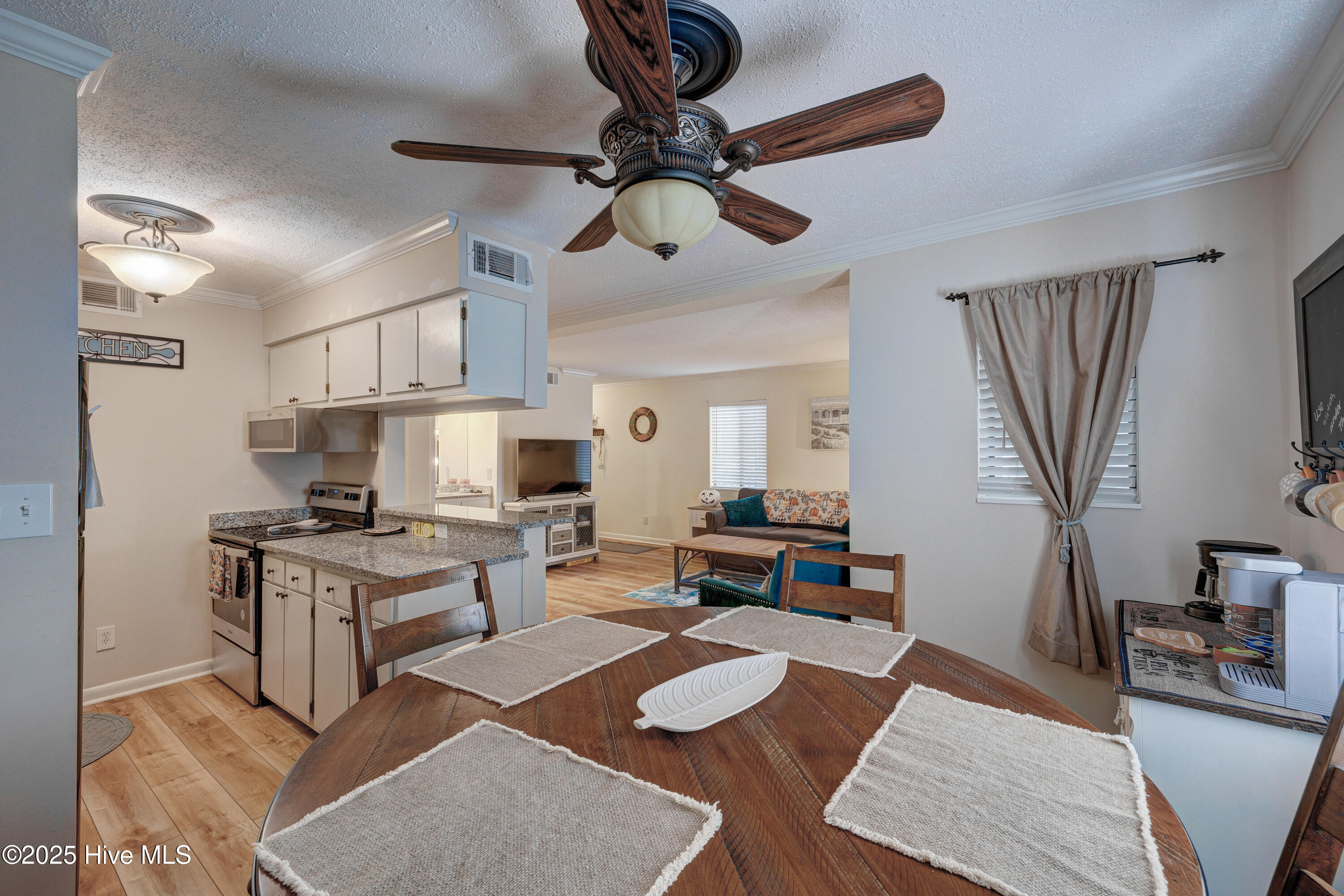 10166 Beach Drive Southwest, Unit 5101 Calabash, NC 28467 - Photo 15 of 36 10166BeachDriveSWUnit5-101(15)