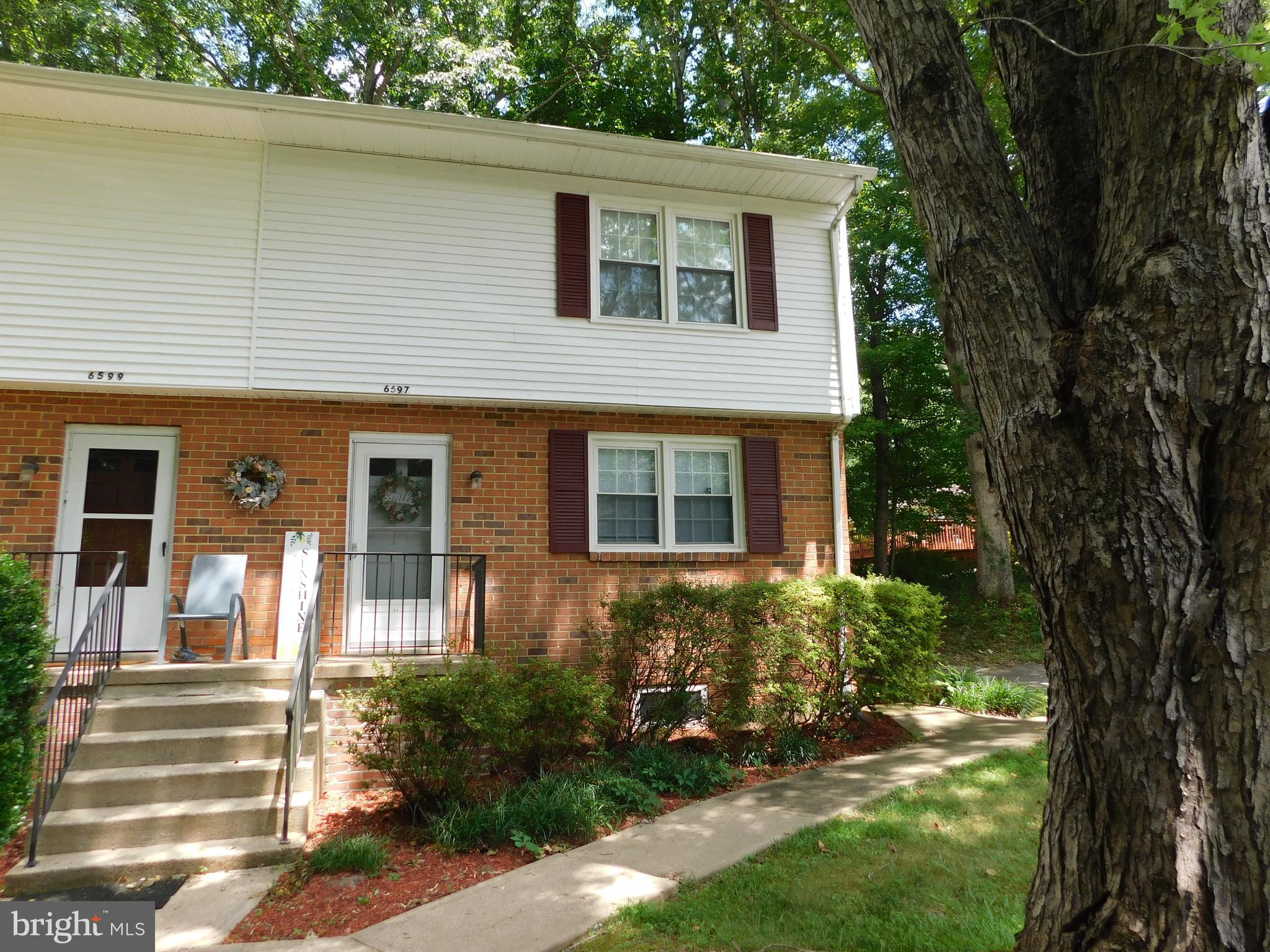 Duplex/Town home style