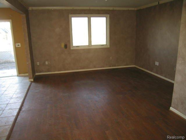 29648 South River Road Harrison Township, MI 48045 - Photo 2 of 21 26648 s river rd. house clean ou