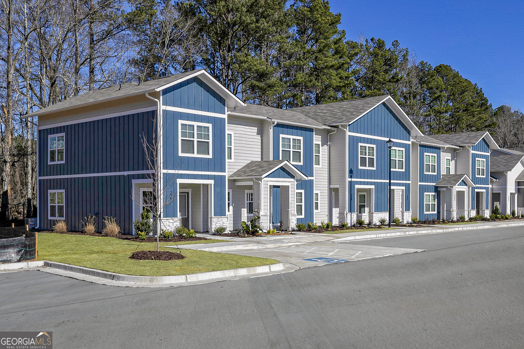 216 Rooker Drive LaGrange, GA 30241 - Photo 3 of 17 a front view of a house with a garden