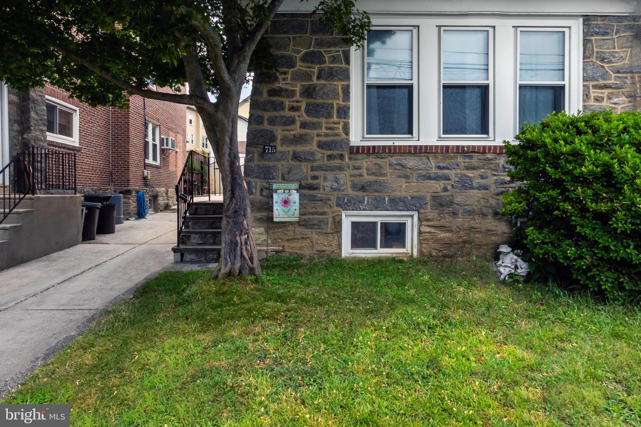 715 Stanbridge Road Drexel Hill, PA 19026 - Photo 2 of 45 Gallery Image 2