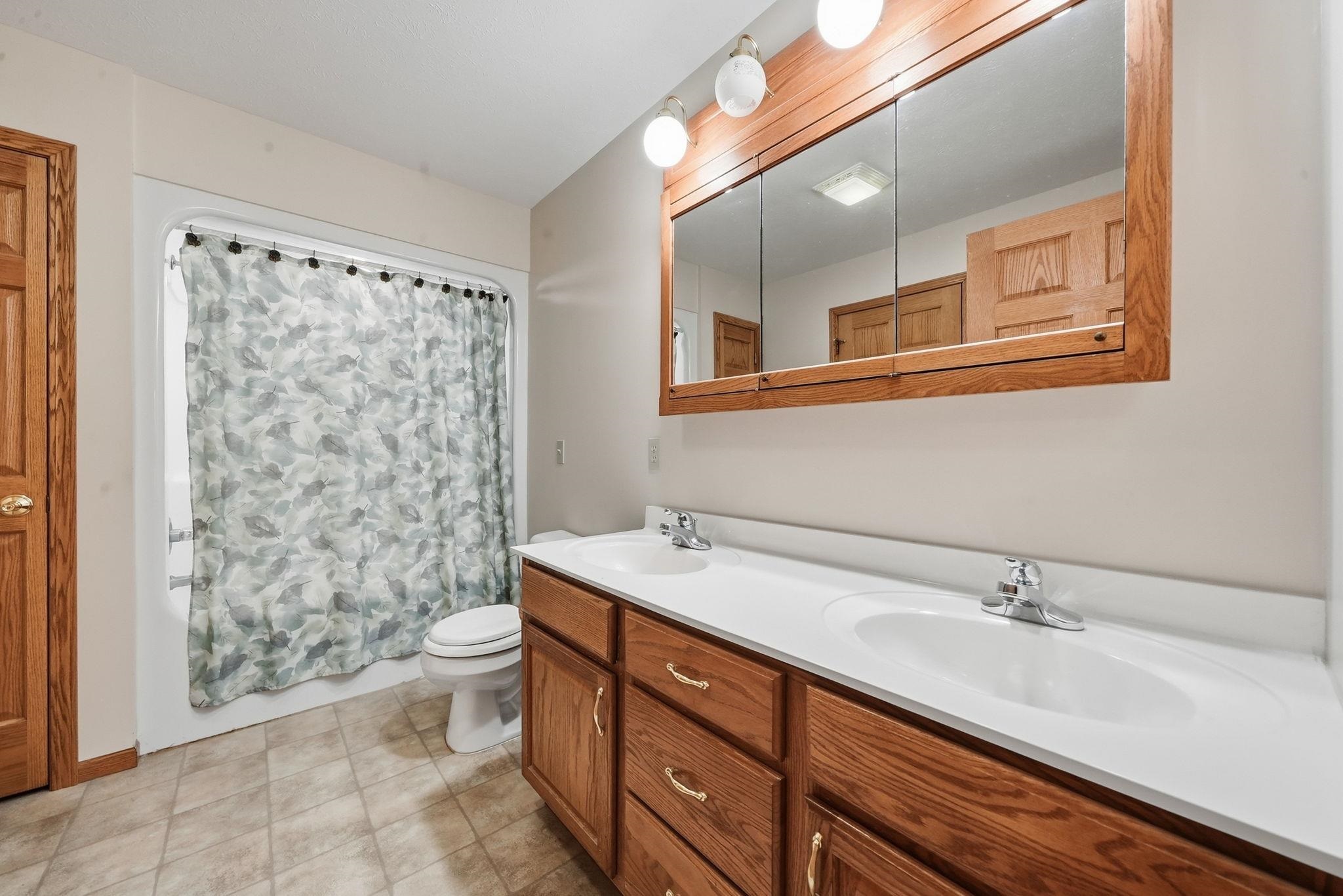 275 South 35 Road Cadillac, MI 49601 - Photo 17 of 47 1949376-8403fa1d-c4ca-4f1e-981e-159e36c7f604.JPG