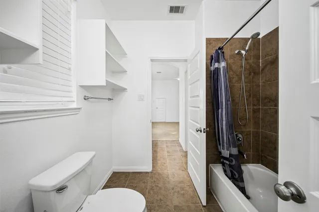 $3,400 | 4663 Rockton Hills Lane, Sugar Land, TX 77479