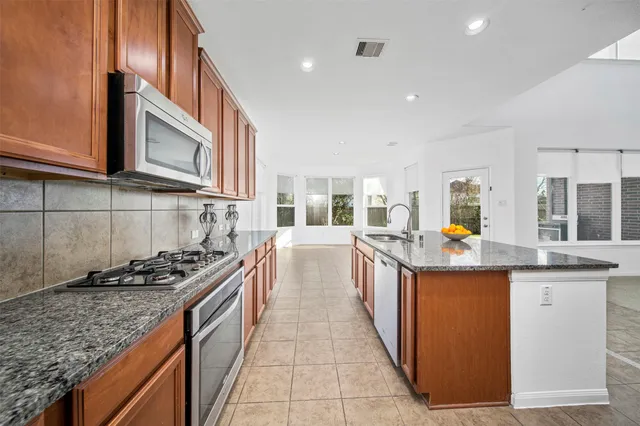 $3,400 | 4663 Rockton Hills Lane, Sugar Land, TX 77479