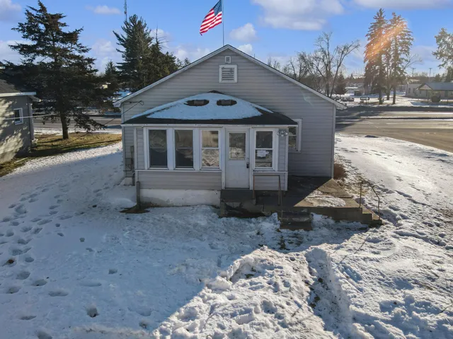$79,000 | 901 Highway 10, Staples, MN 56479