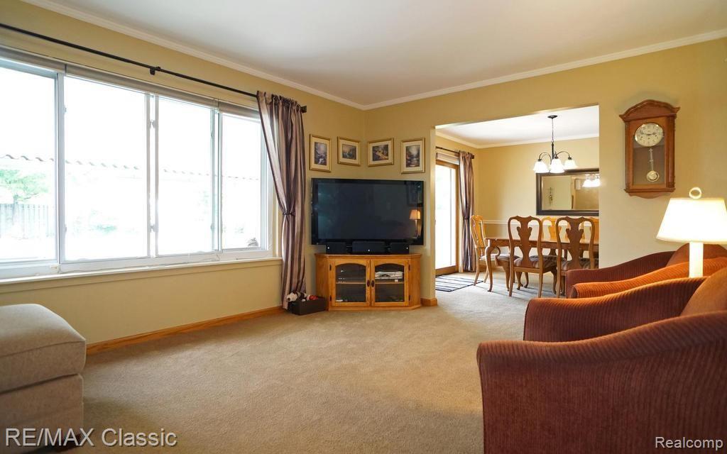 5993 Wedgewood Road Canton, MI 48187 - Photo 9 of 25 Living Room looking into Dining Room