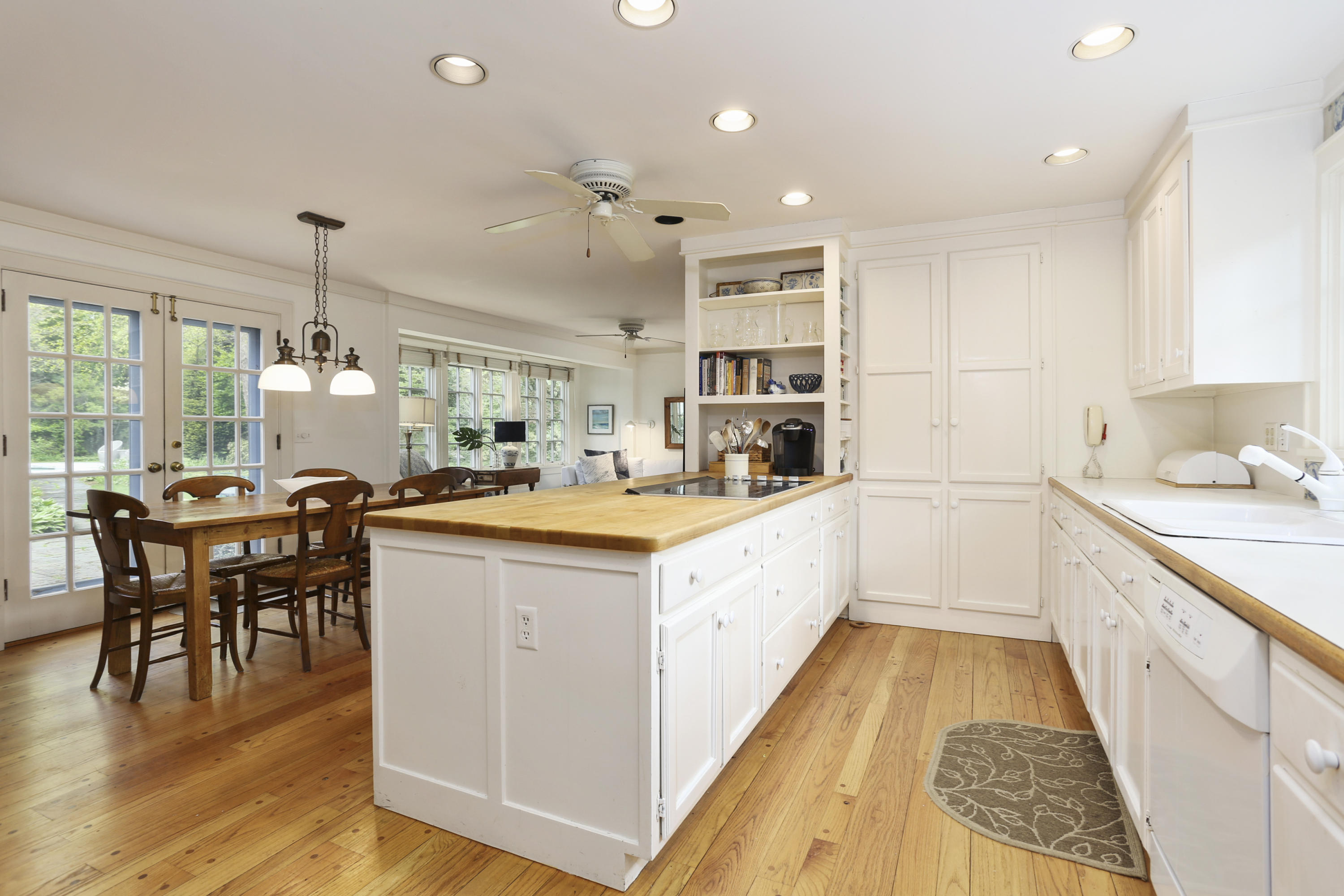 5 Meadowbrook Road Darien, CT 06820 - Photo 11 of 40 a large white kitchen with lots of counter top space