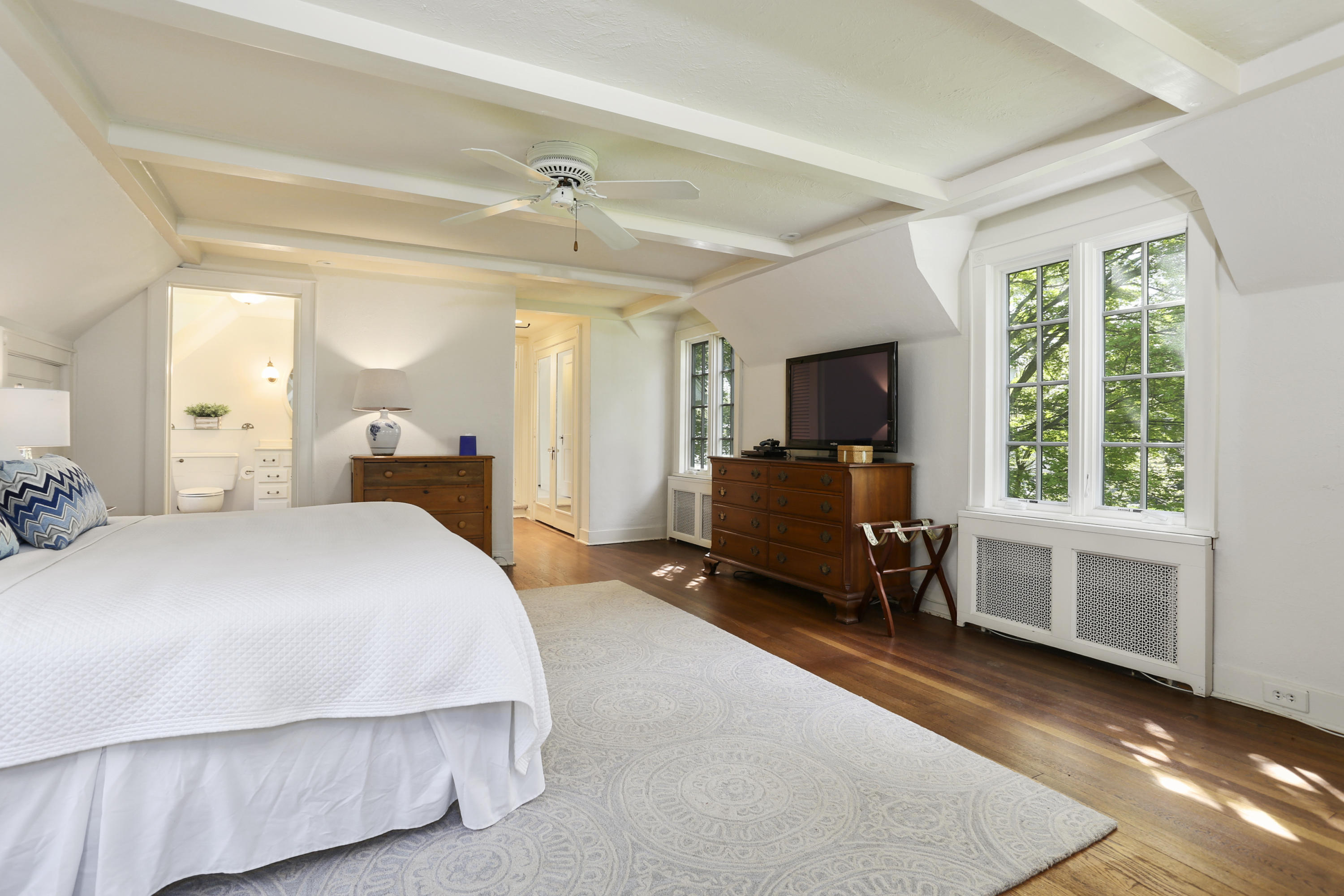 5 Meadowbrook Road Darien, CT 06820 - Photo 23 of 40 a bed room with a bed and furniture