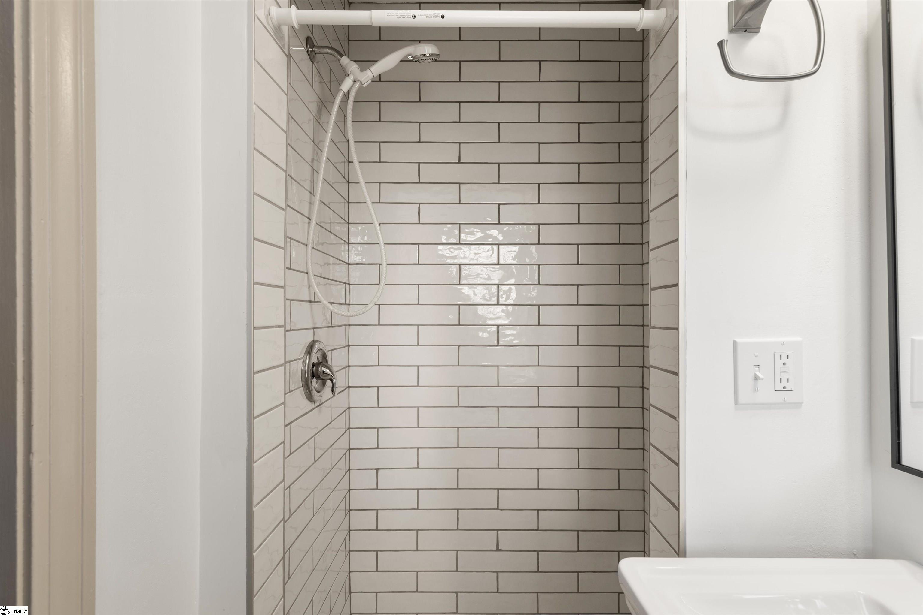 1 Alpine Drive Taylors, SC 29687 - Photo 22 of 37