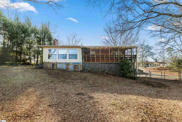 $375,000 | 1 Alpine Drive, Taylors, SC 29687