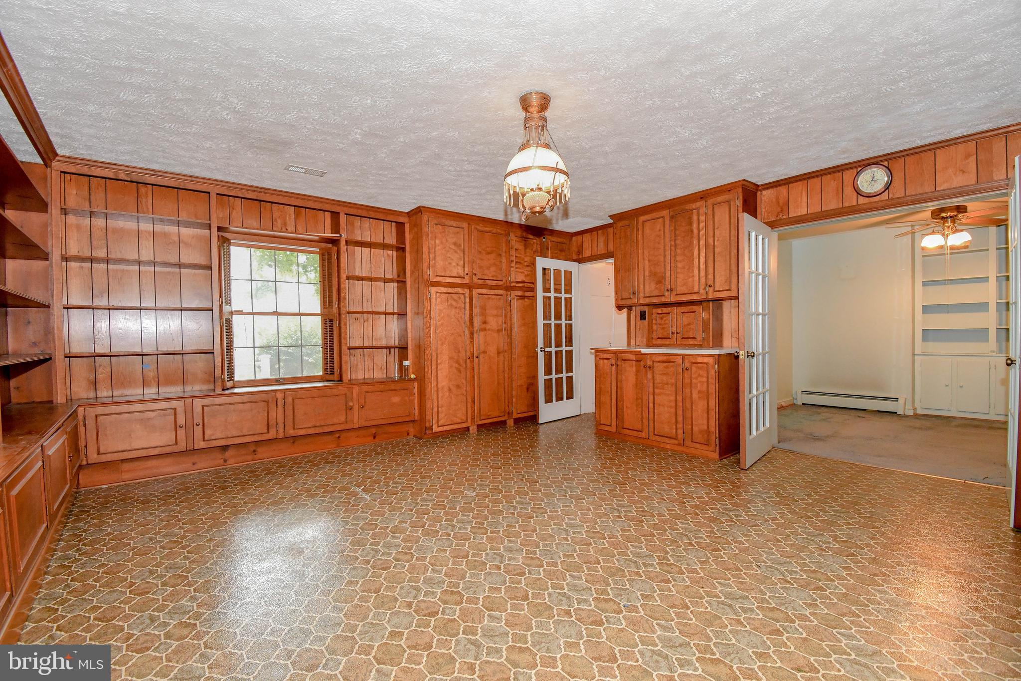 8925 Sudley Road Manassas, VA 20110 - Photo 15 of 33 Master bedroom sitting room or family room