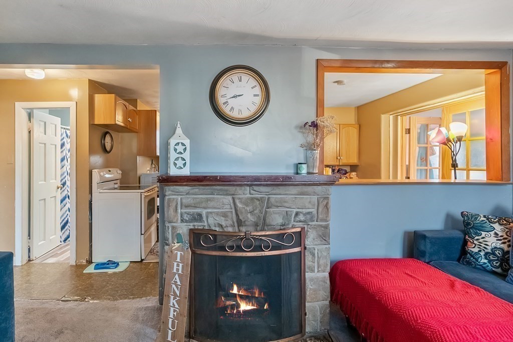 25 Plum Street Springfield, MA 01109 - Photo 5 of 35 Gallery Image 5