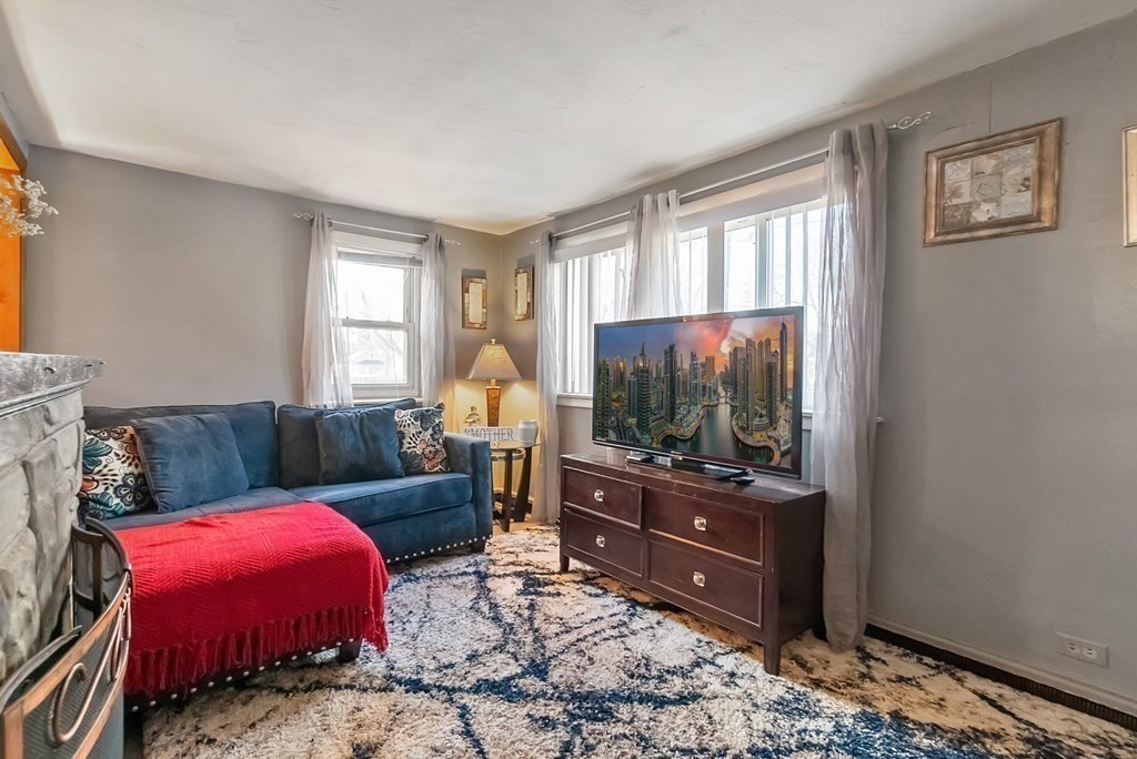 25 Plum Street Springfield, MA 01109 - Photo 6 of 35 Gallery Image 6