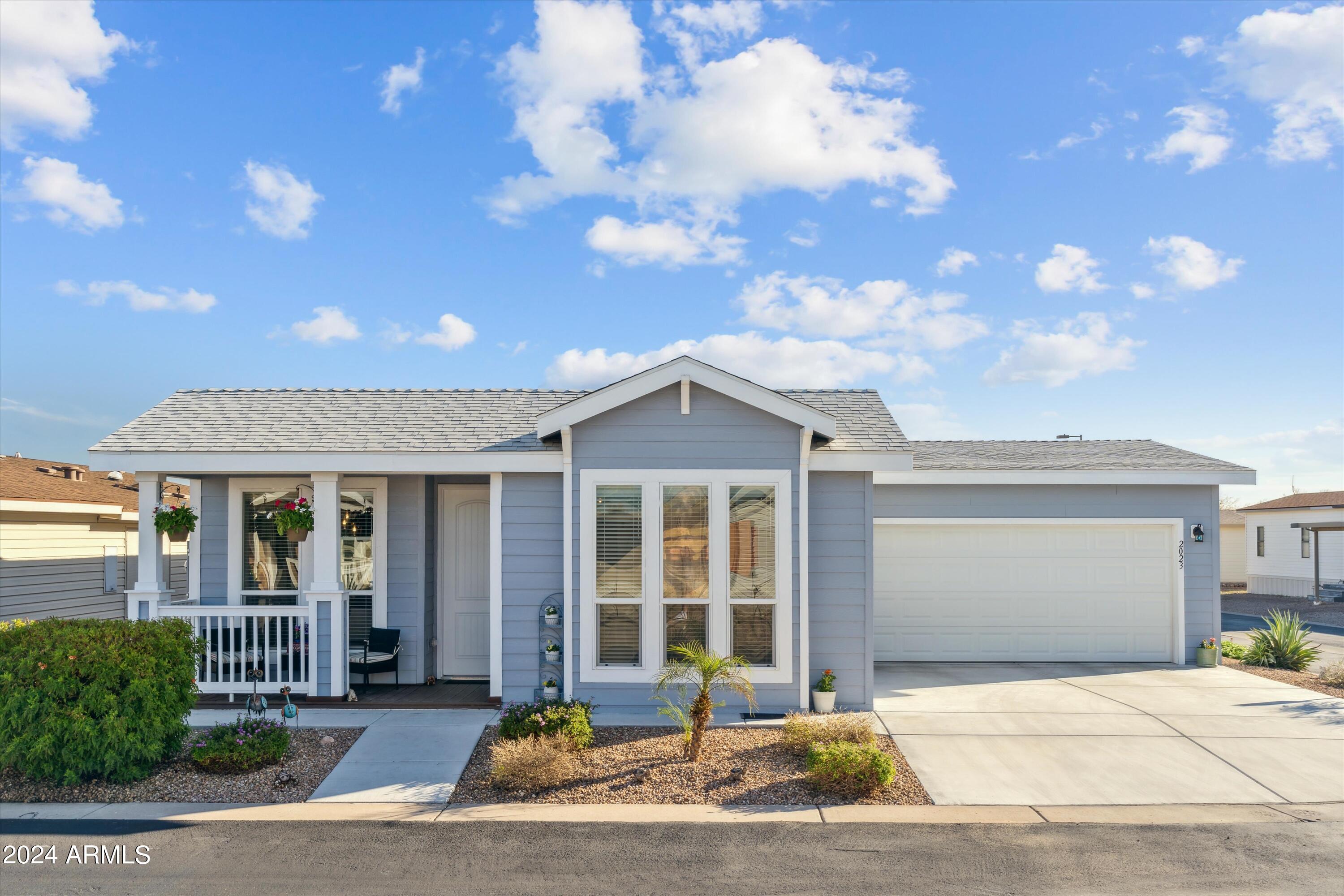 3301 South Goldfield Road, Unit 2023 Apache Junction, AZ 85119 - Photo 14 of 17 16-DSC08086