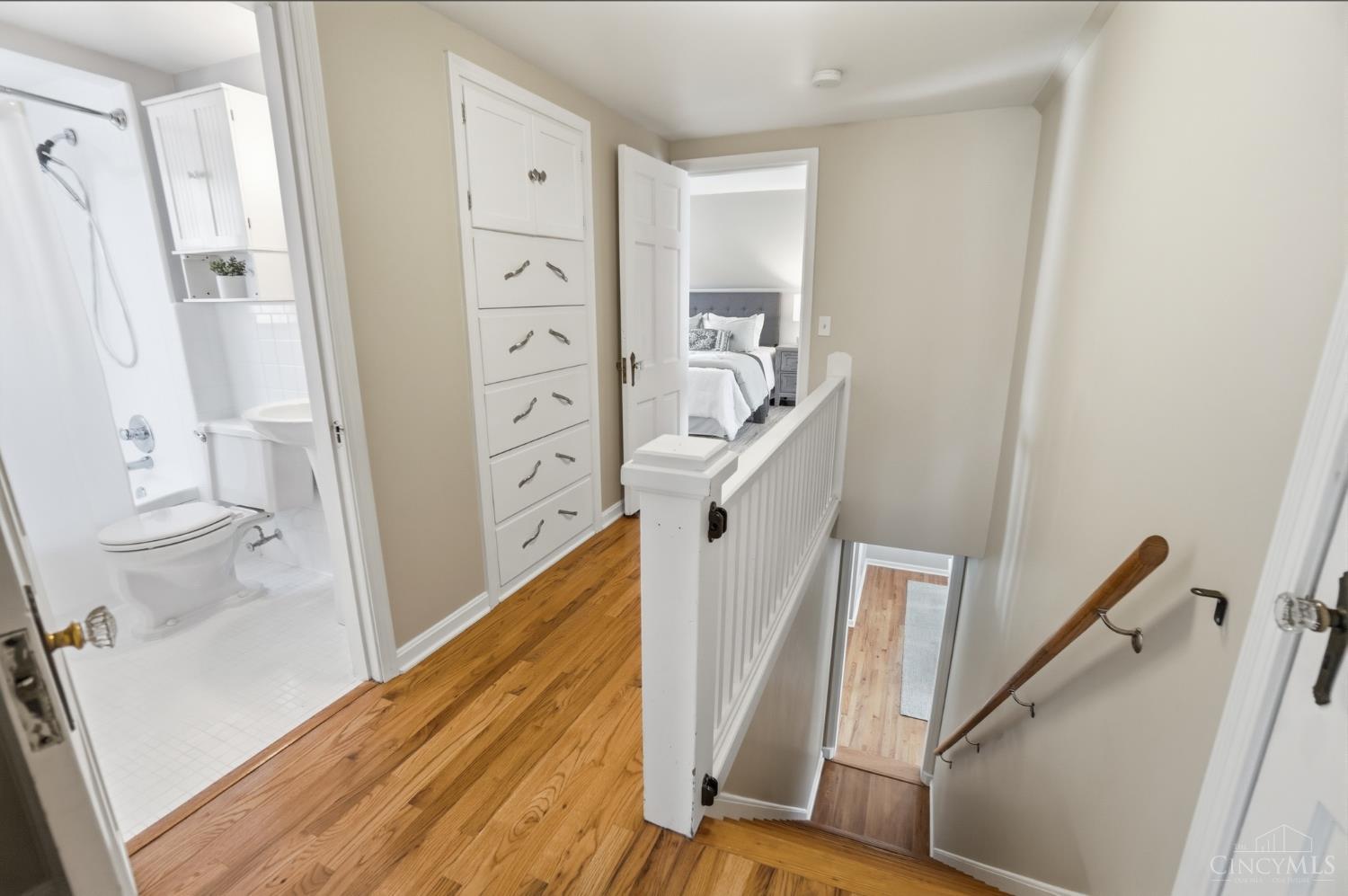 3863 Homewood Road Cincinnati, OH 45227 - Photo 21 of 44