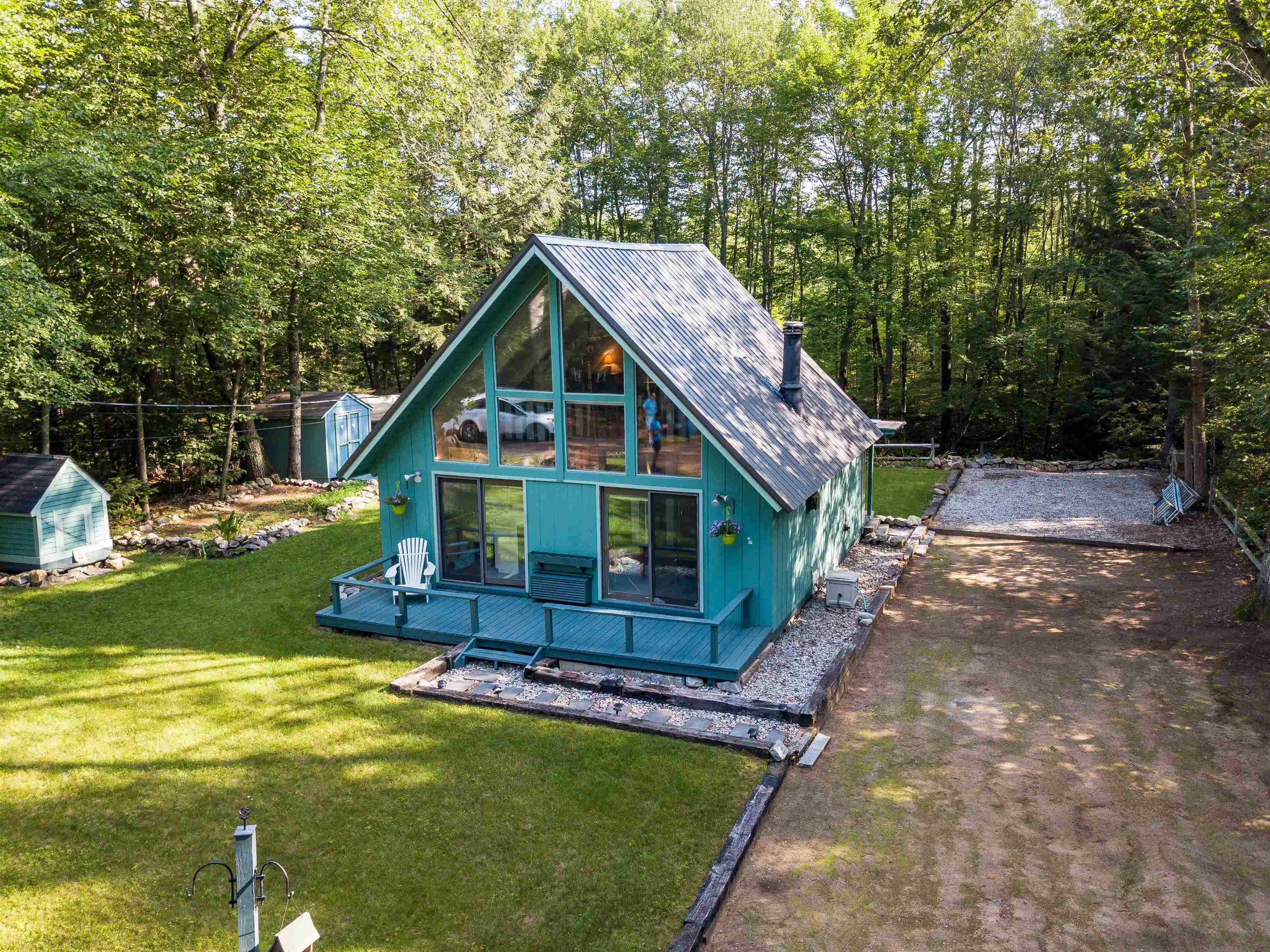 86 North Pines Road Conway, NH 03813 - Photo 2 of 14