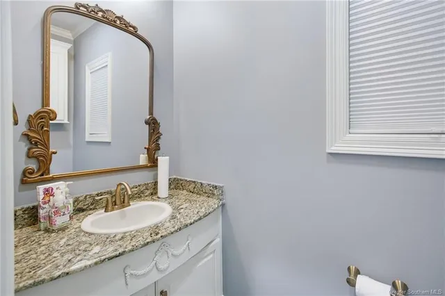 $639,000 | 5931 South 40 Court, Iowa, LA 70647