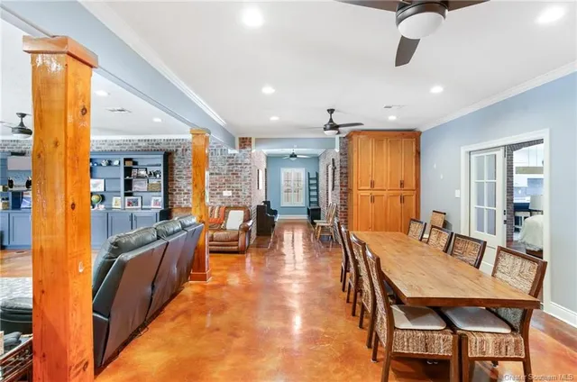 $639,000 | 5931 South 40 Court, Iowa, LA 70647