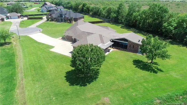 $639,000 | 5931 South 40 Court, Iowa, LA 70647