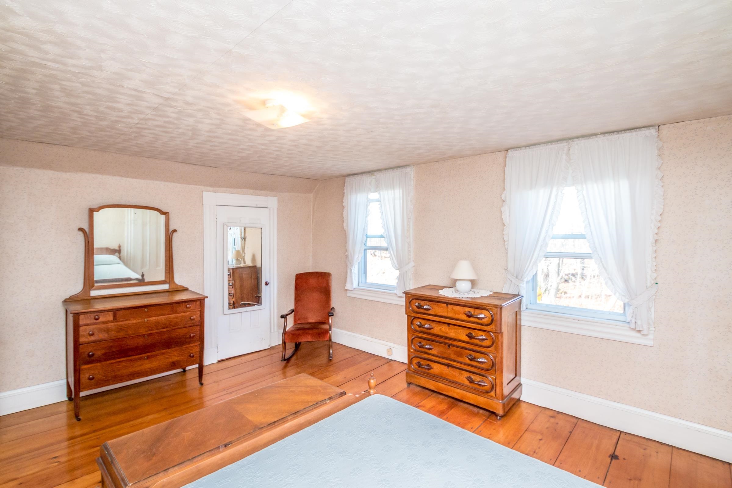 243 West Main Street Lunenburg, VT 05906 - Photo 25 of 35