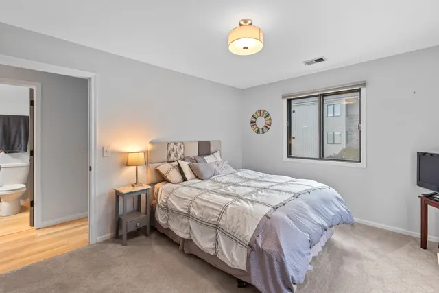 $225,000 | 116 East Freistadt Road, Unit B, Thiensville, WI 53092